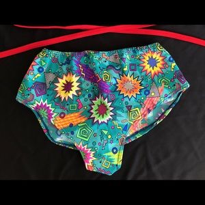 RAVE WITH MI GENTE high waist scrunch bottoms